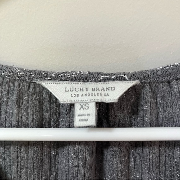 Lucky Brand XS Gray Printed Floers Elastic Sleeve V-Neck Women - Picture 3 of 16